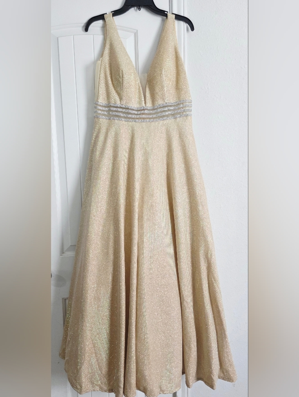 Cinderella Divine Gold Shimmer Formal Dress Size 16 New
